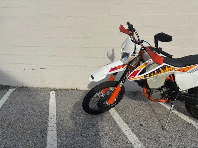 2017 KTM 450 EXC-F Six Days in Manchester, New Hampshire - Photo 10