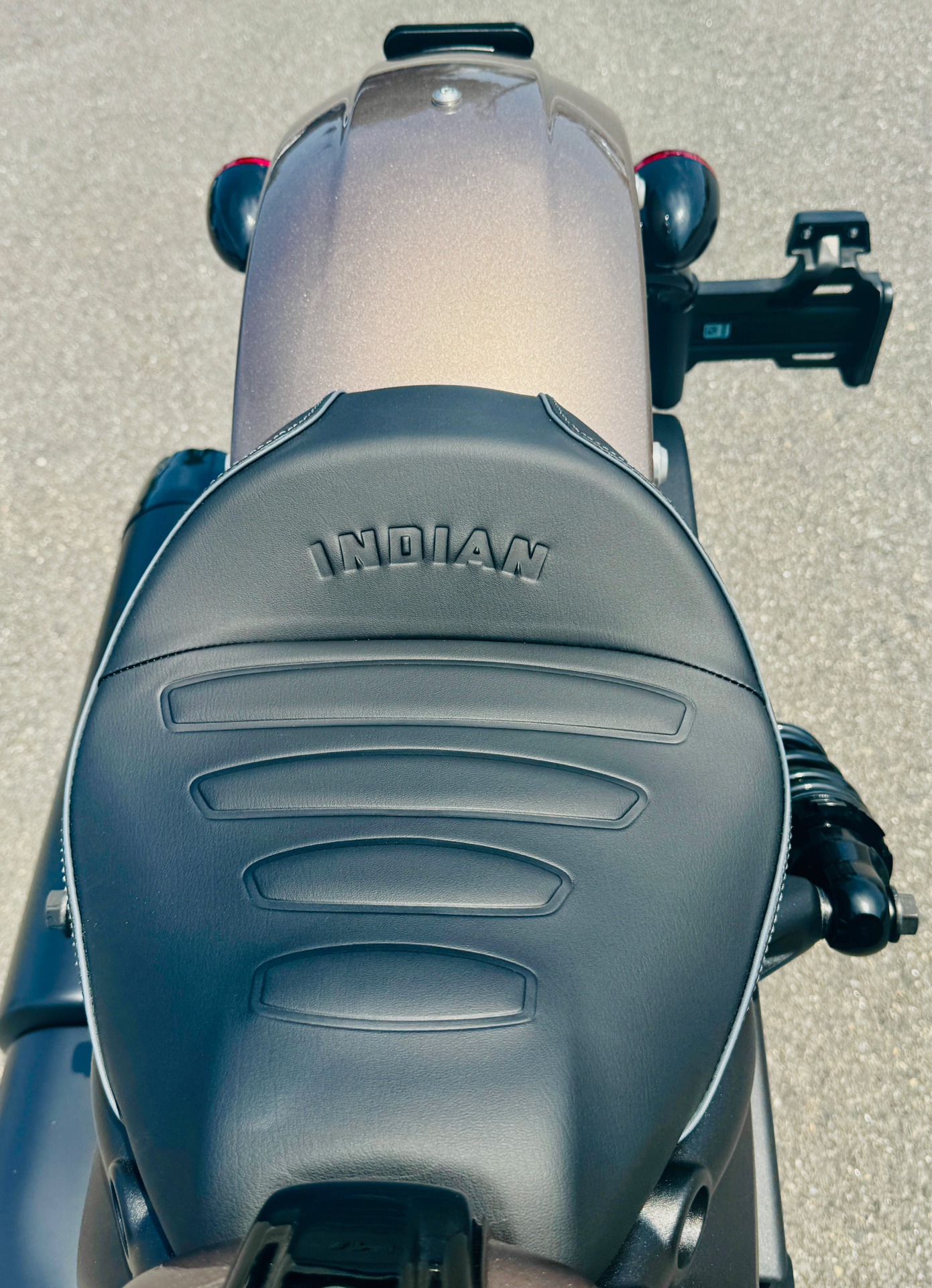 2025 Indian Motorcycle Scout® Bobber Limited +Tech in Manchester, New Hampshire - Photo 7