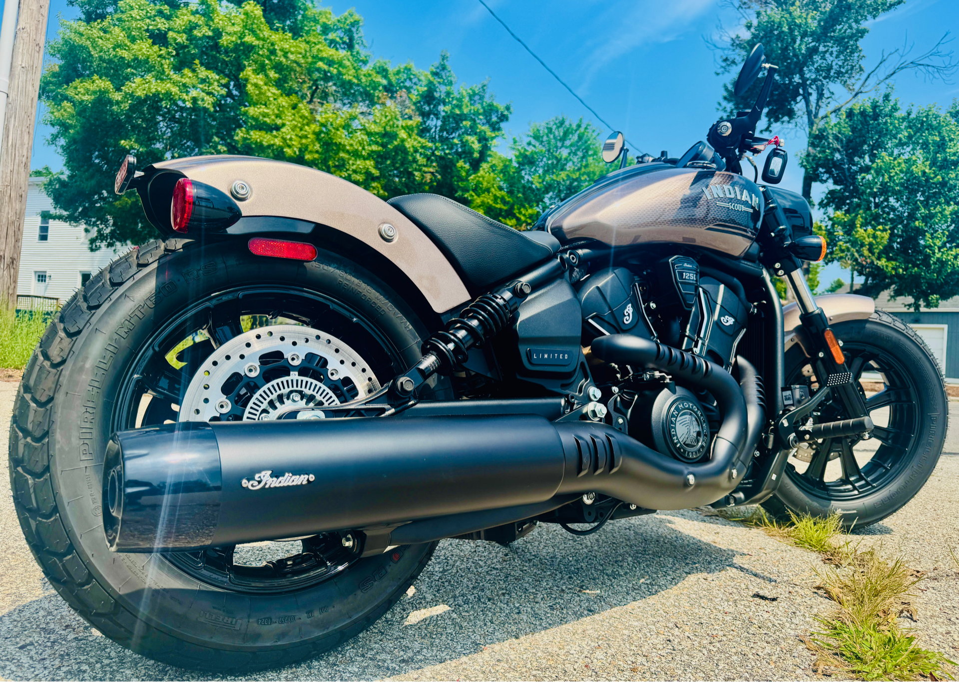 2025 Indian Motorcycle Scout® Bobber Limited +Tech in Manchester, New Hampshire - Photo 5