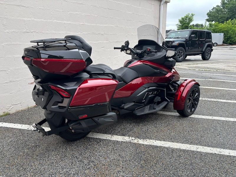 2024 Can-Am Spyder RT Limited in Manchester, New Hampshire - Photo 3