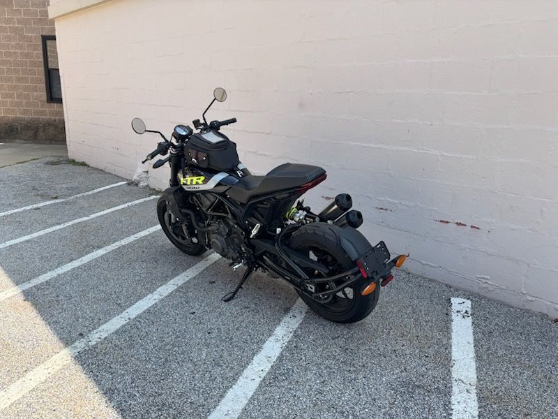 2023 Indian Motorcycle FTR in Manchester, New Hampshire - Photo 6