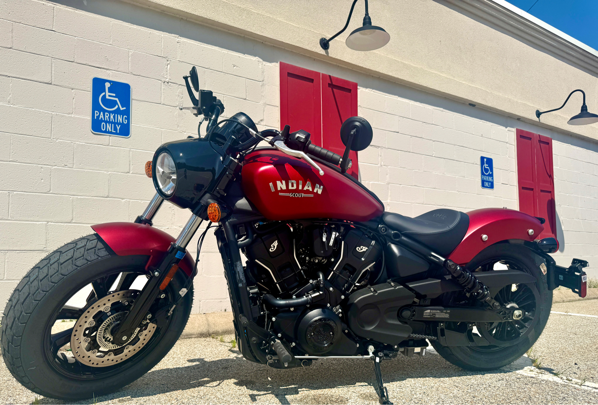 2025 Indian Motorcycle Scout® Bobber Limited in Manchester, New Hampshire - Photo 5