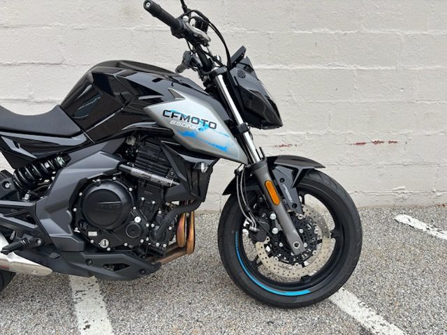 2022 CFMOTO 650NK in Manchester, New Hampshire - Photo 8