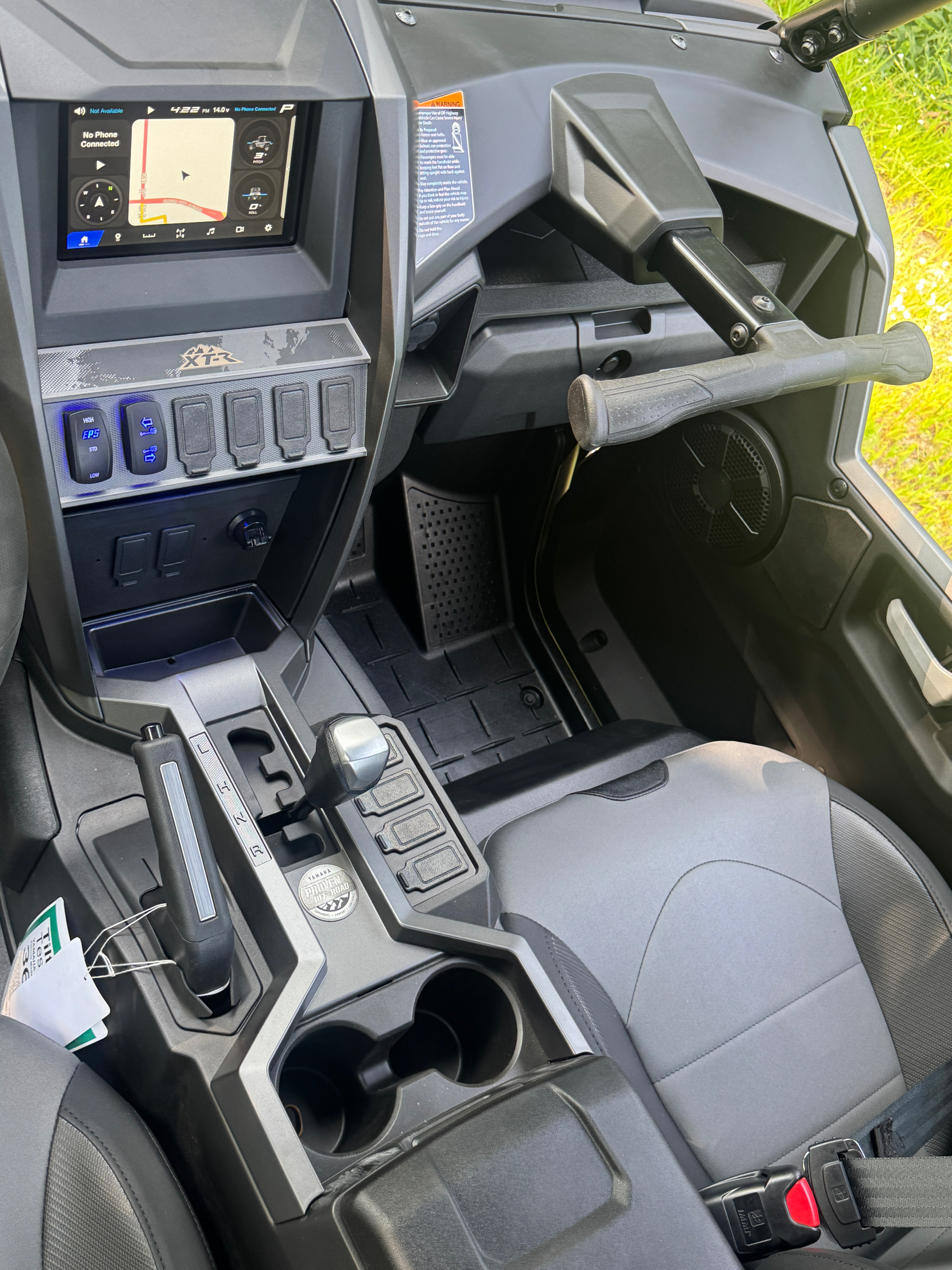 2025 Yamaha Wolverine RMAX4 1000 XT-R in Manchester, New Hampshire - Photo 19