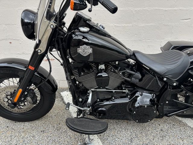 2016 Harley-Davidson Softail Slim® S in Manchester, New Hampshire - Photo 10