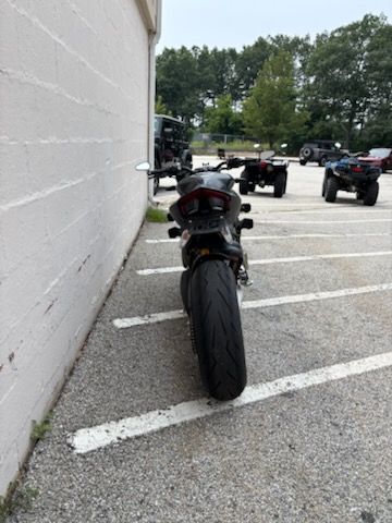 2022 Ducati Streetfighter V4 S in Manchester, New Hampshire - Photo 8