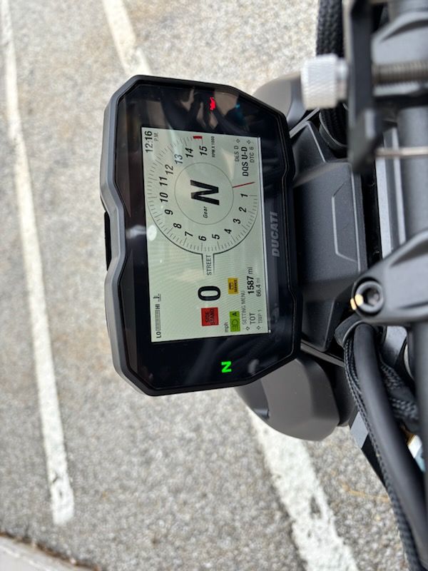 2022 Ducati Streetfighter V4 S in Manchester, New Hampshire - Photo 15