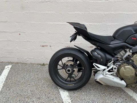 2022 Ducati Streetfighter V4 S in Manchester, New Hampshire - Photo 11