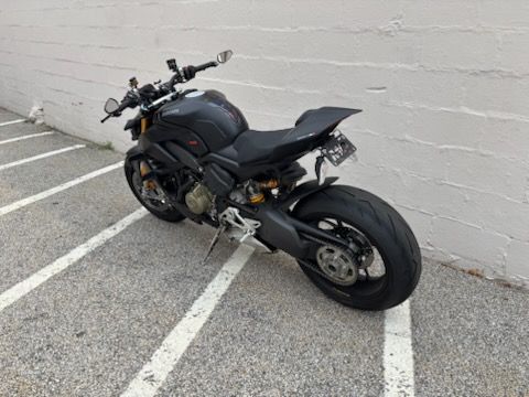 2022 Ducati Streetfighter V4 S in Manchester, New Hampshire - Photo 6
