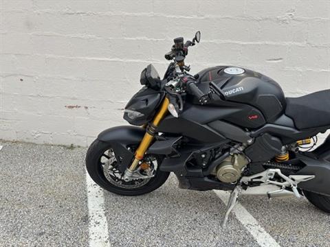 2022 Ducati Streetfighter V4 S in Manchester, New Hampshire - Photo 10