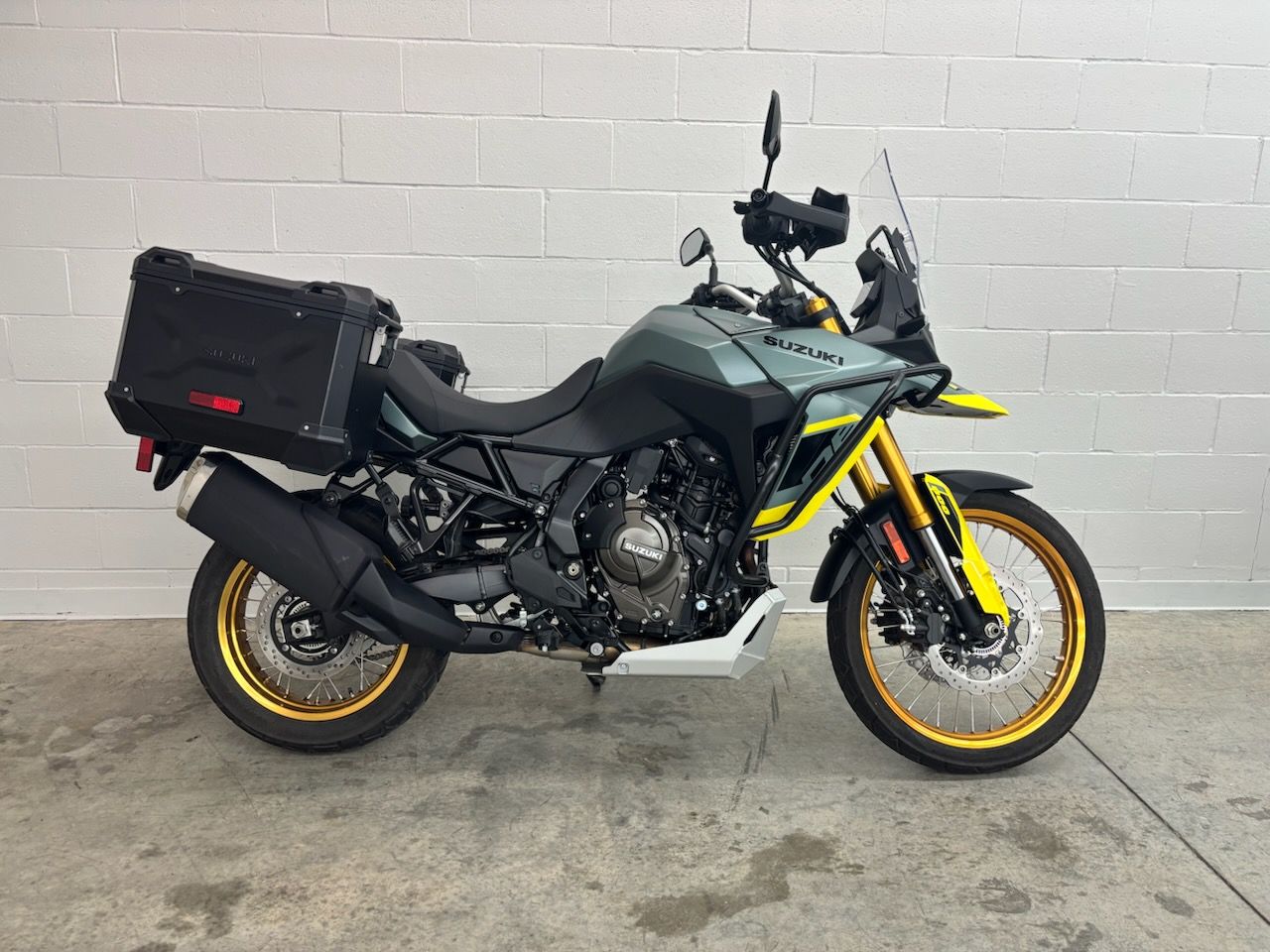 2024 Suzuki V-Strom 800DE Adventure in Manchester, New Hampshire - Photo 1