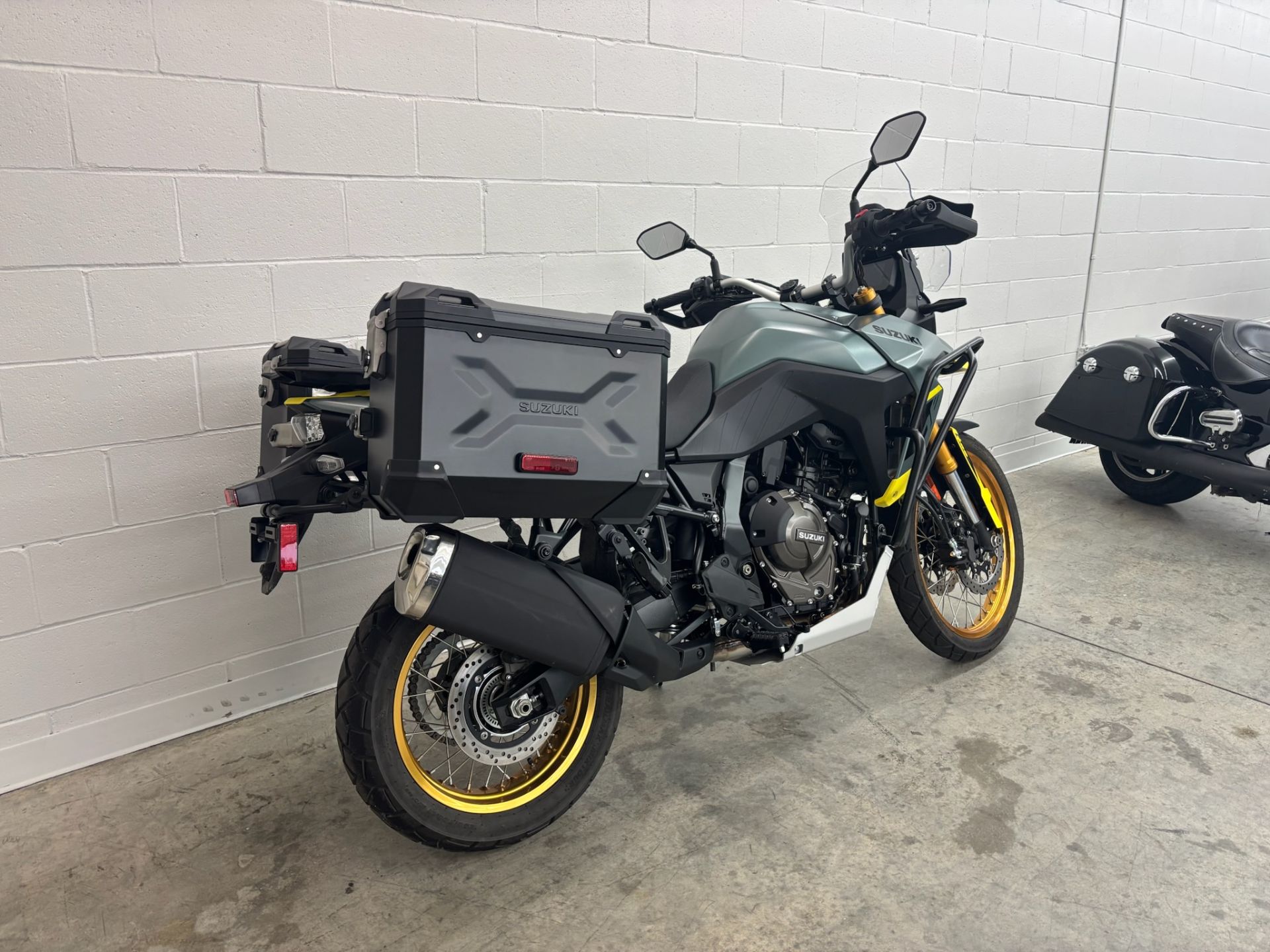 2024 Suzuki V-Strom 800DE Adventure in Manchester, New Hampshire - Photo 3
