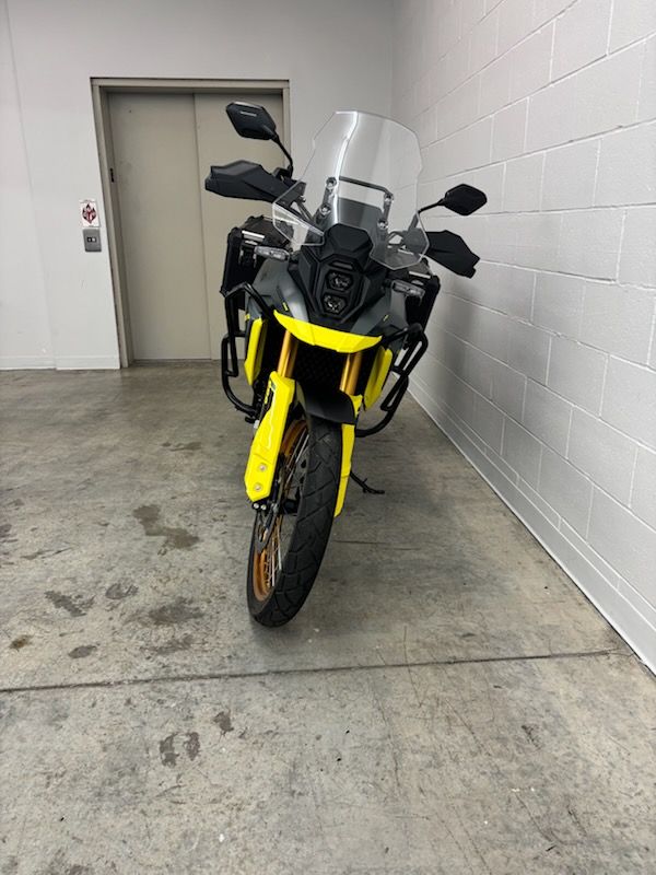 2024 Suzuki V-Strom 800DE Adventure in Manchester, New Hampshire - Photo 7