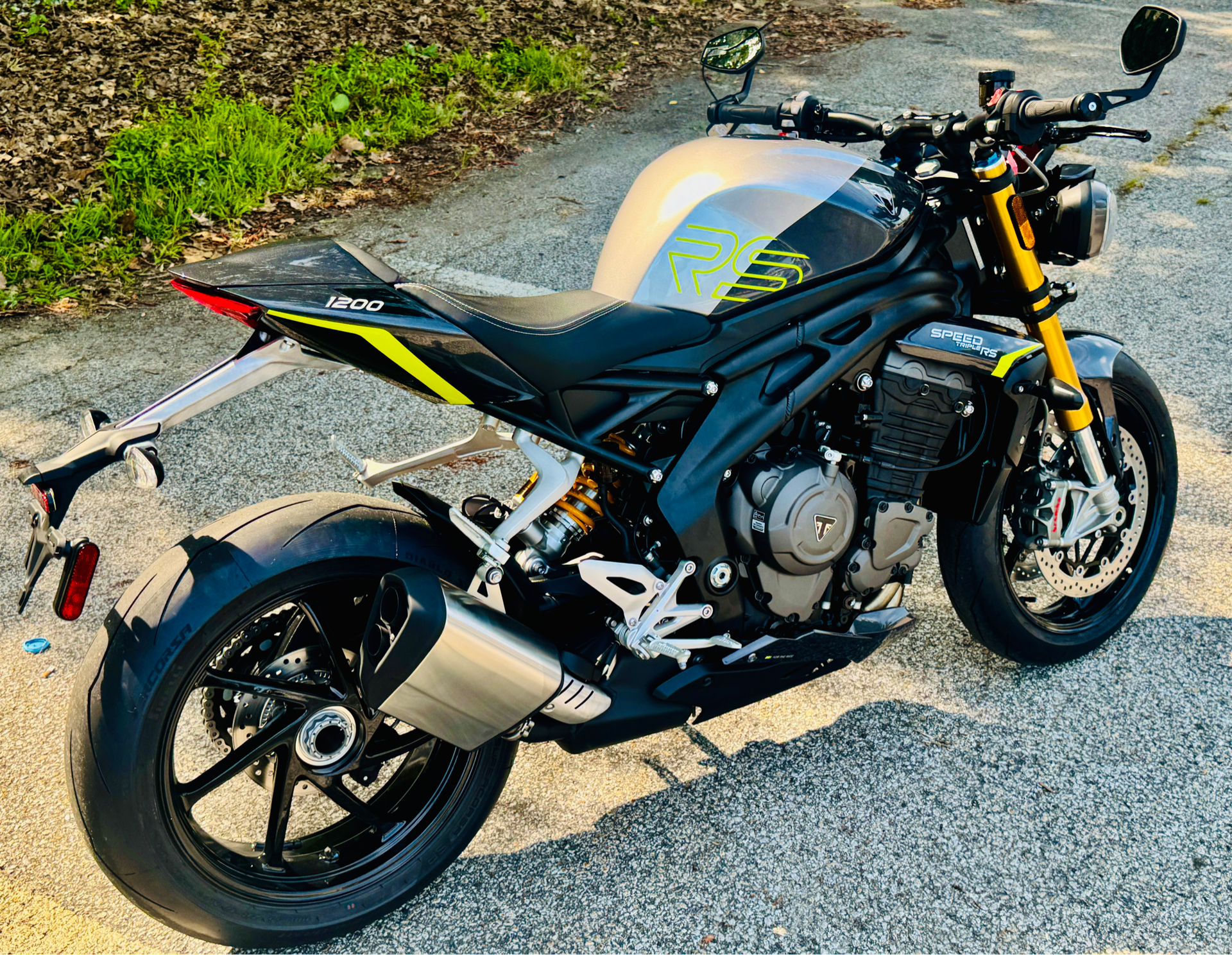 2025 Triumph Speed Triple 1200 RS in Manchester, New Hampshire - Photo 7
