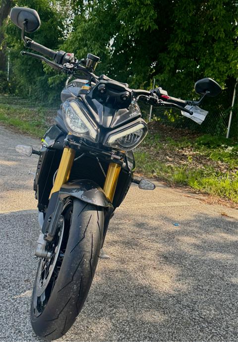 2025 Triumph Speed Triple 1200 RS in Manchester, New Hampshire - Photo 5