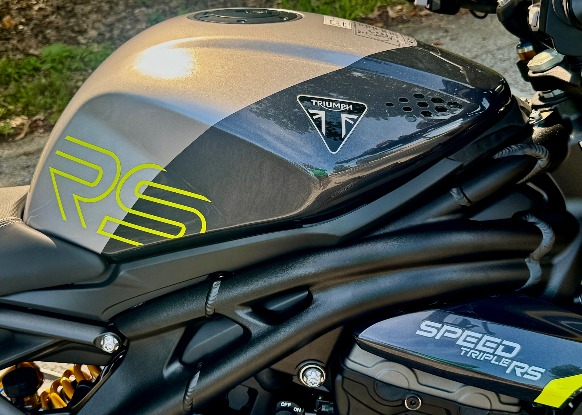 2025 Triumph Speed Triple 1200 RS in Manchester, New Hampshire - Photo 13