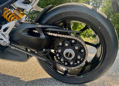 2025 Triumph Speed Triple 1200 RS in Manchester, New Hampshire - Photo 17