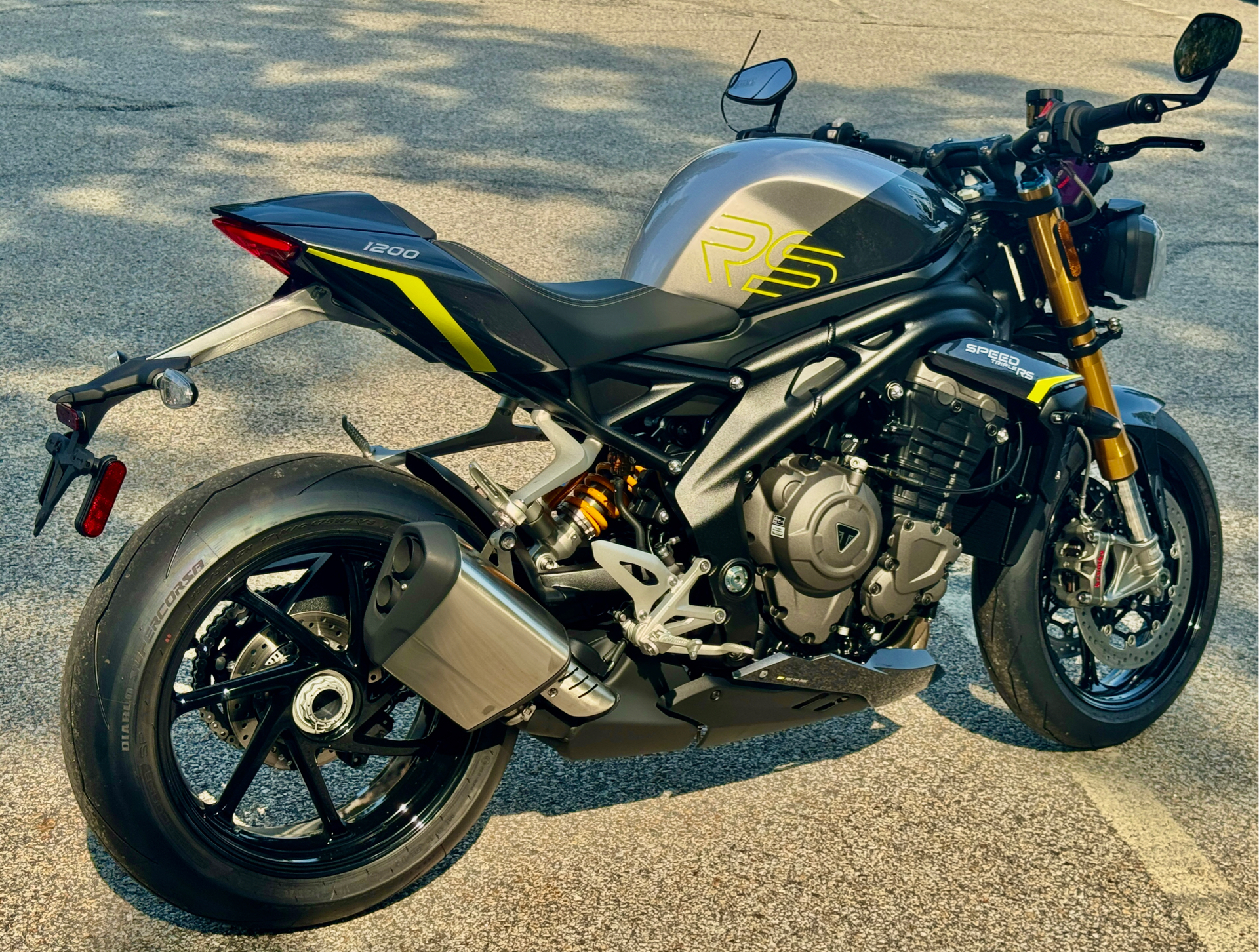 2025 Triumph Speed Triple 1200 RS in Manchester, New Hampshire - Photo 24