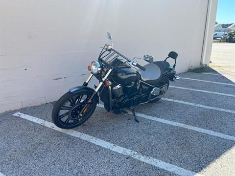 2010 Kawasaki Vulcan® 900 Custom in Manchester, New Hampshire - Photo 5