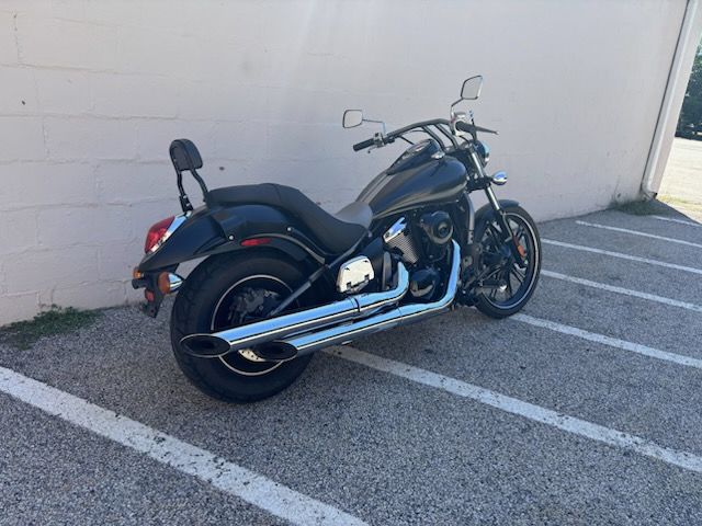 2010 Kawasaki Vulcan® 900 Custom in Manchester, New Hampshire - Photo 3