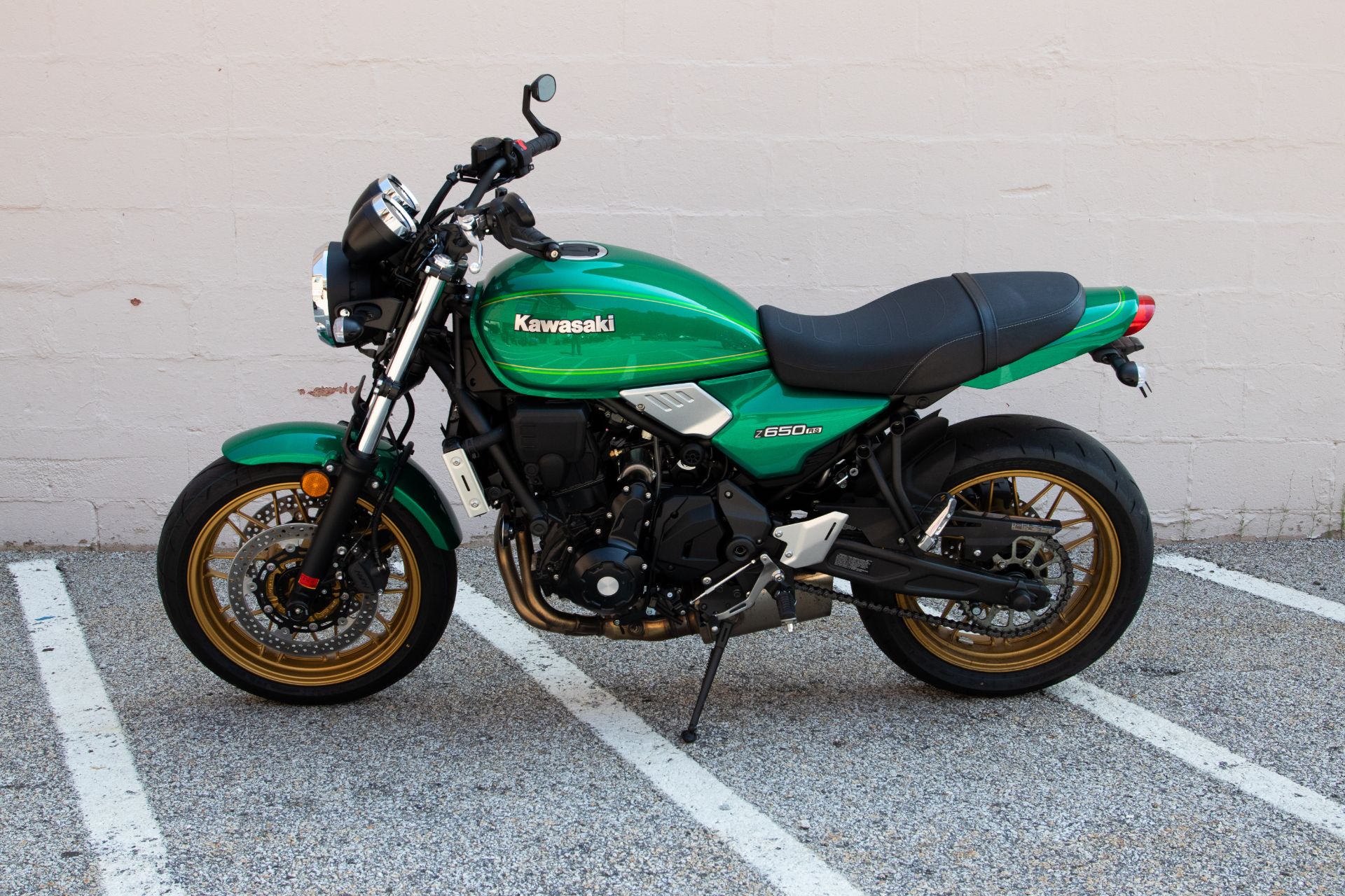 2022 Kawasaki Z650RS in Manchester, New Hampshire - Photo 8