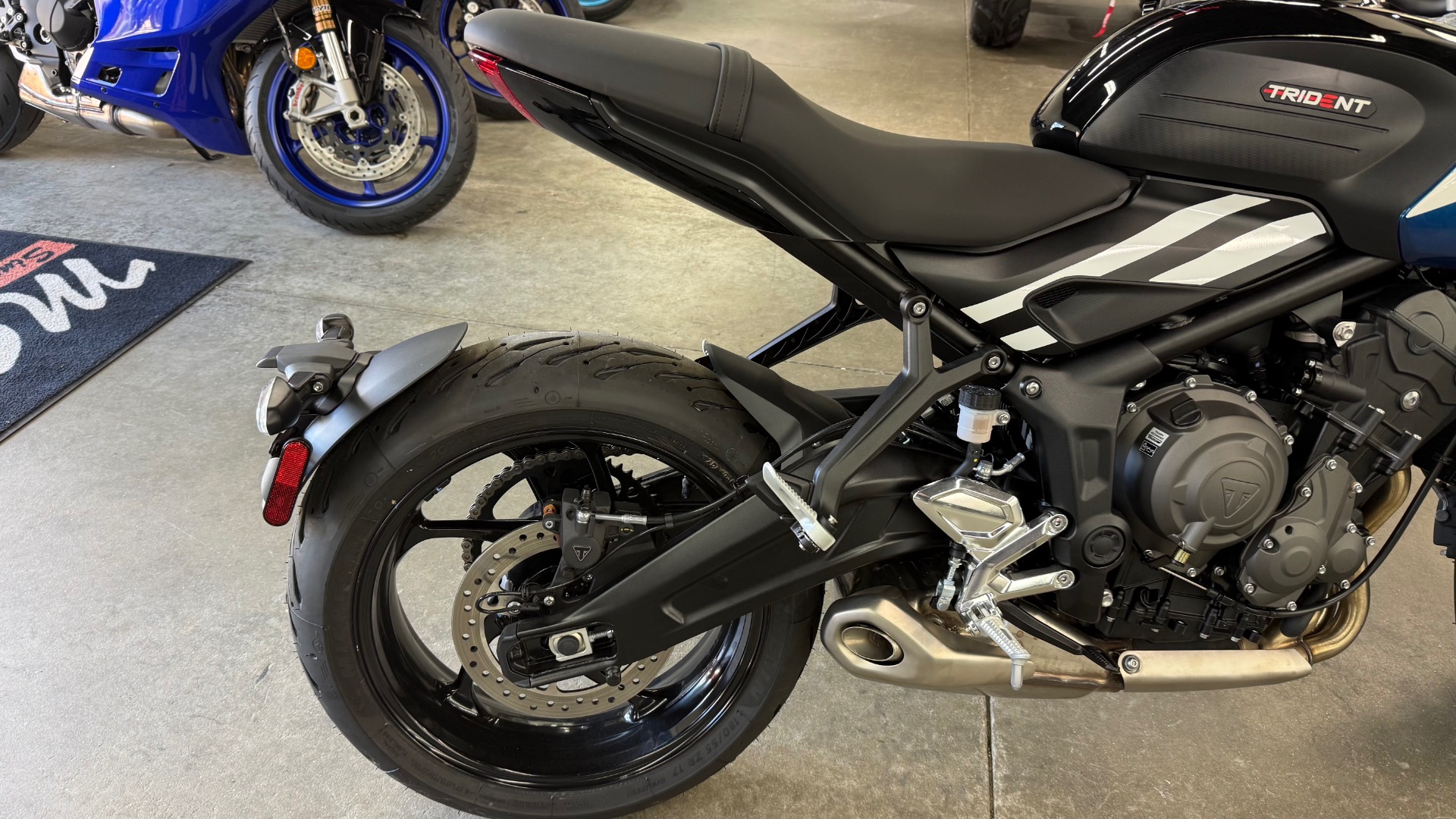TttT様　3株まとめ New 2025 Triumph Trident 660 Cobalt Blue / Sapphire Black