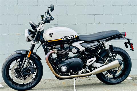 2025 Triumph Speed Twin 1200 in Manchester, New Hampshire - Photo 20