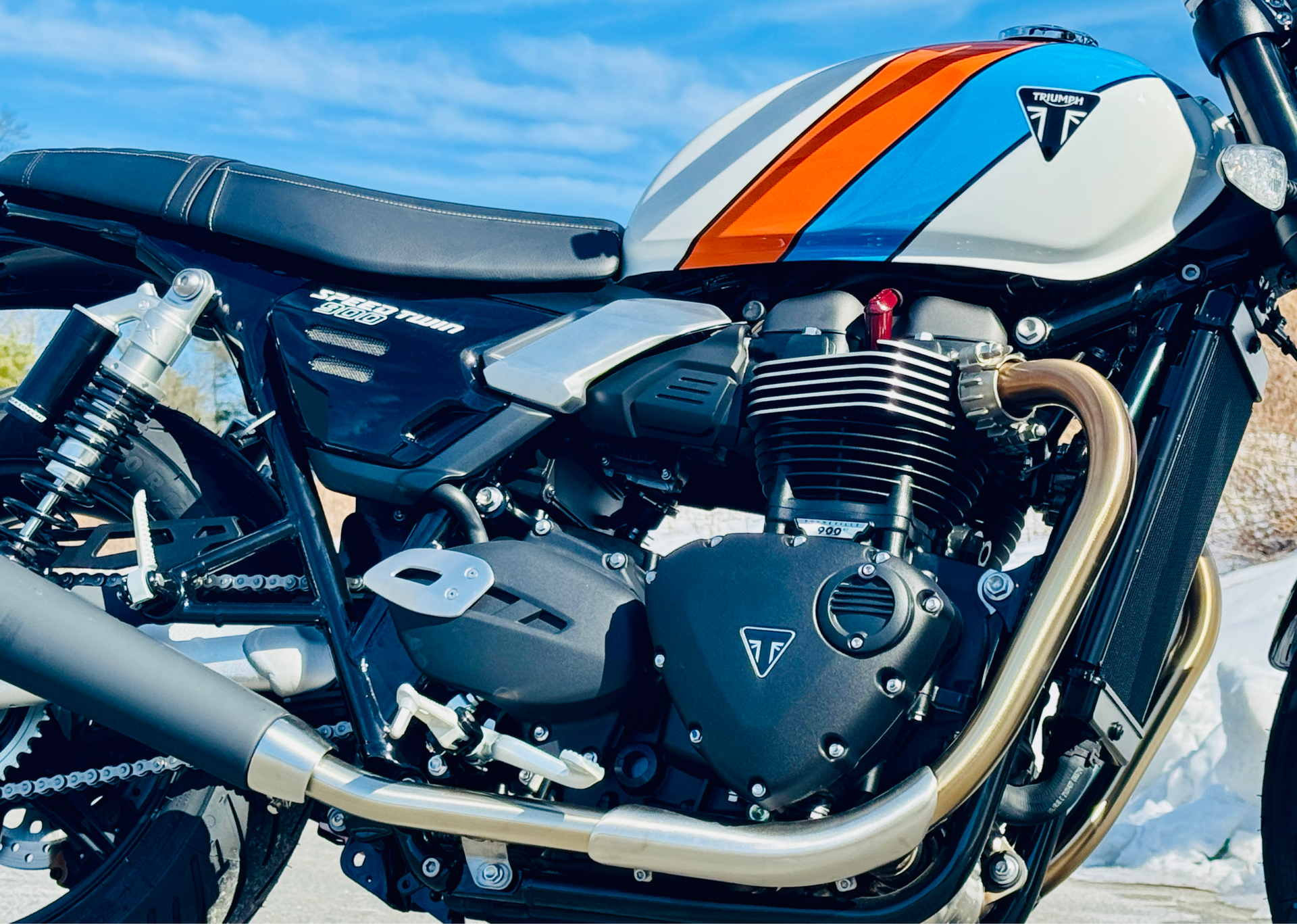 2025 Triumph Speed Twin 900 in Manchester, New Hampshire - Photo 14