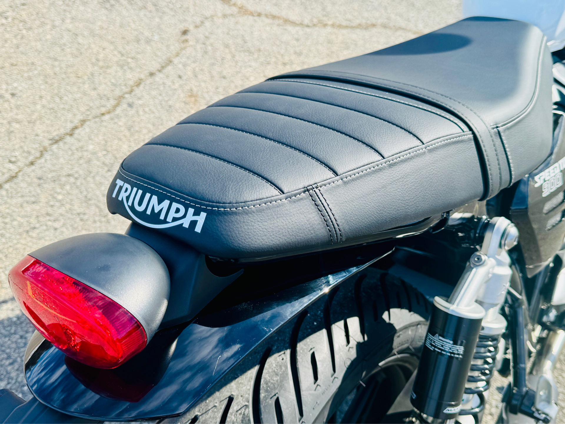 2025 Triumph Speed Twin 900 in Manchester, New Hampshire - Photo 23
