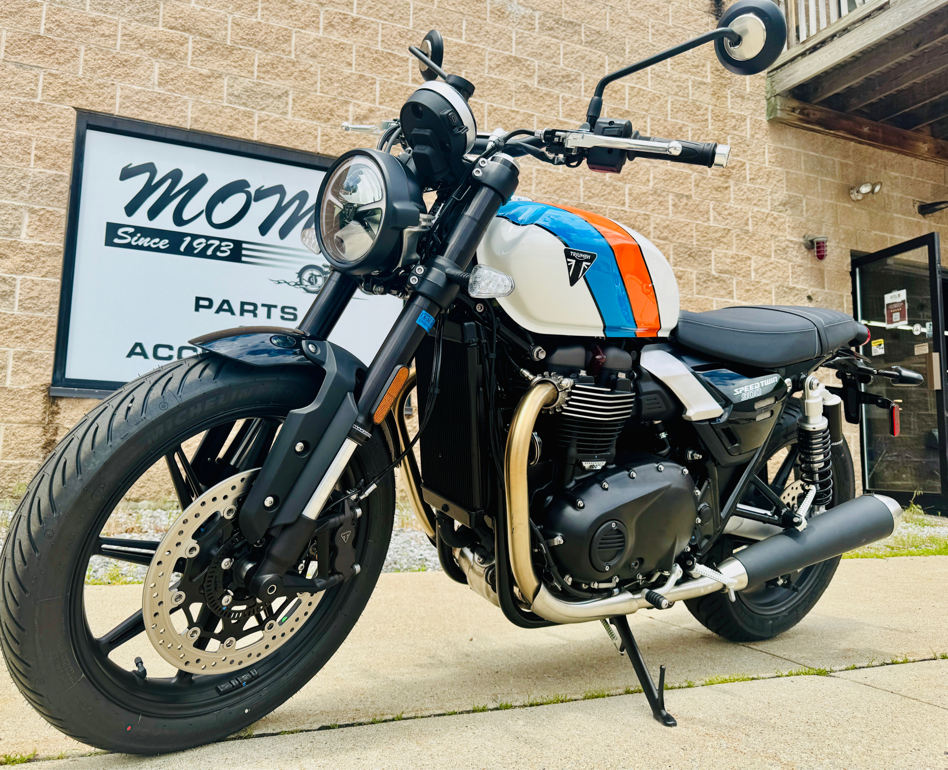 2025 Triumph Speed Twin 900 in Manchester, New Hampshire - Photo 20