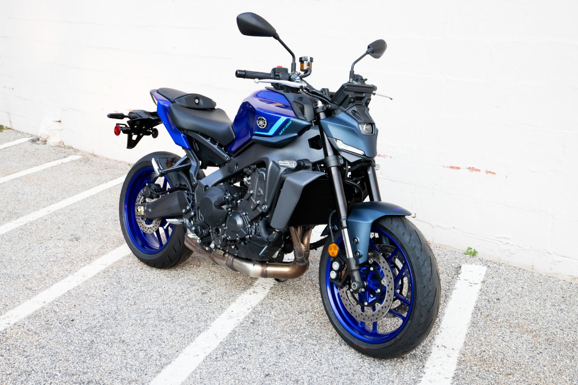 2024 Yamaha MT-09 in Manchester, New Hampshire - Photo 5