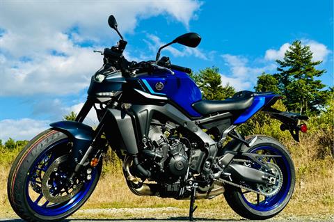 2024 Yamaha MT-09 in Manchester, New Hampshire - Photo 18