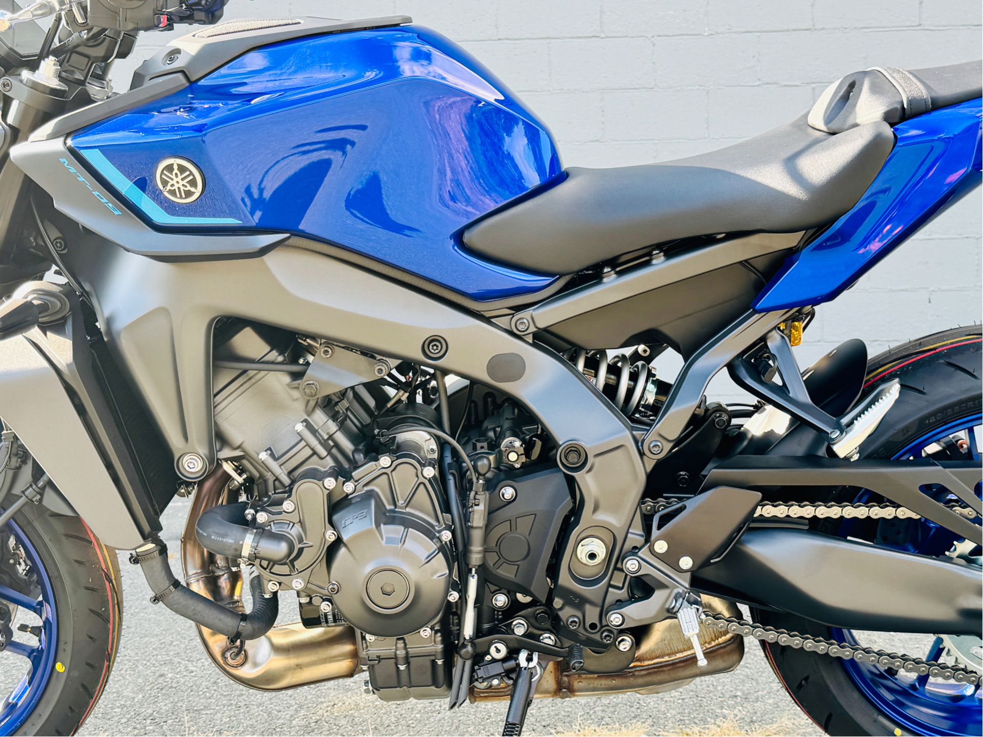 2024 Yamaha MT-09 in Manchester, New Hampshire - Photo 9