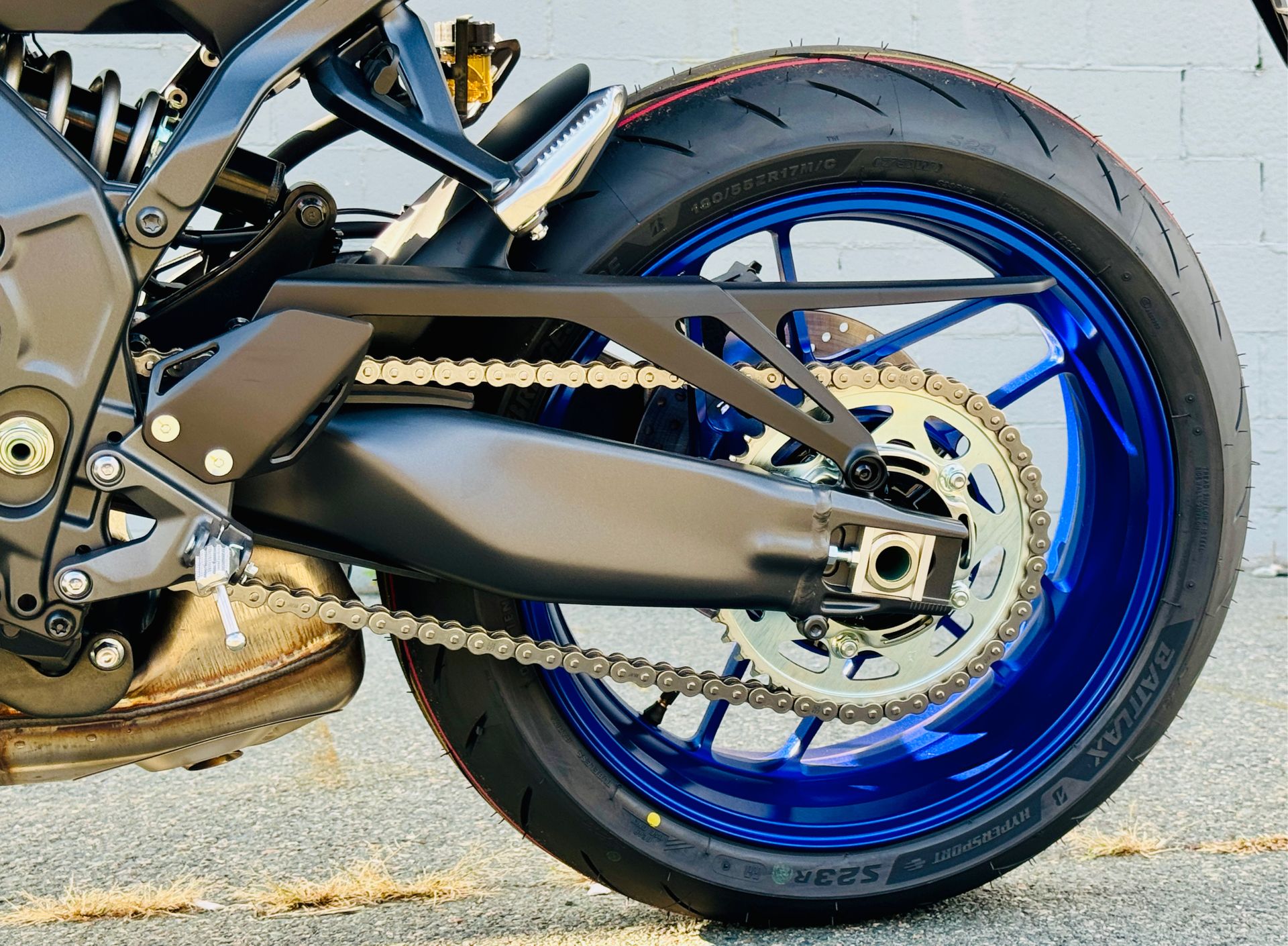 2024 Yamaha MT-09 in Manchester, New Hampshire - Photo 14