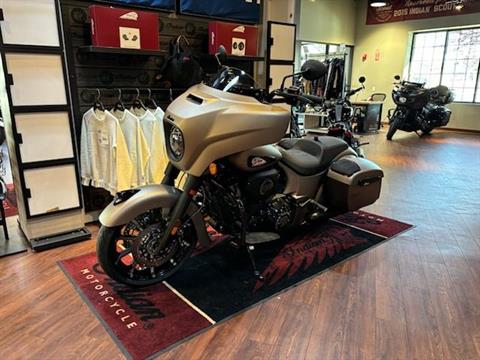 2024 Indian Motorcycle Chieftain® Dark Horse® Icon with PowerBand Audio Package in Manchester, New Hampshire - Photo 5