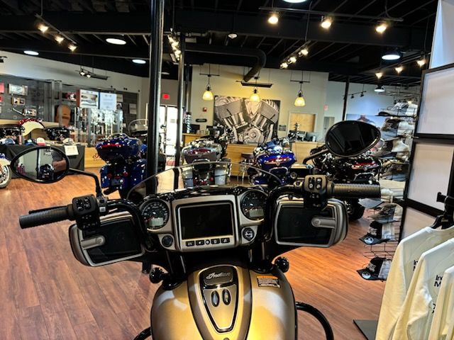 2024 Indian Motorcycle Chieftain® Dark Horse® Icon with PowerBand Audio Package in Manchester, New Hampshire - Photo 9