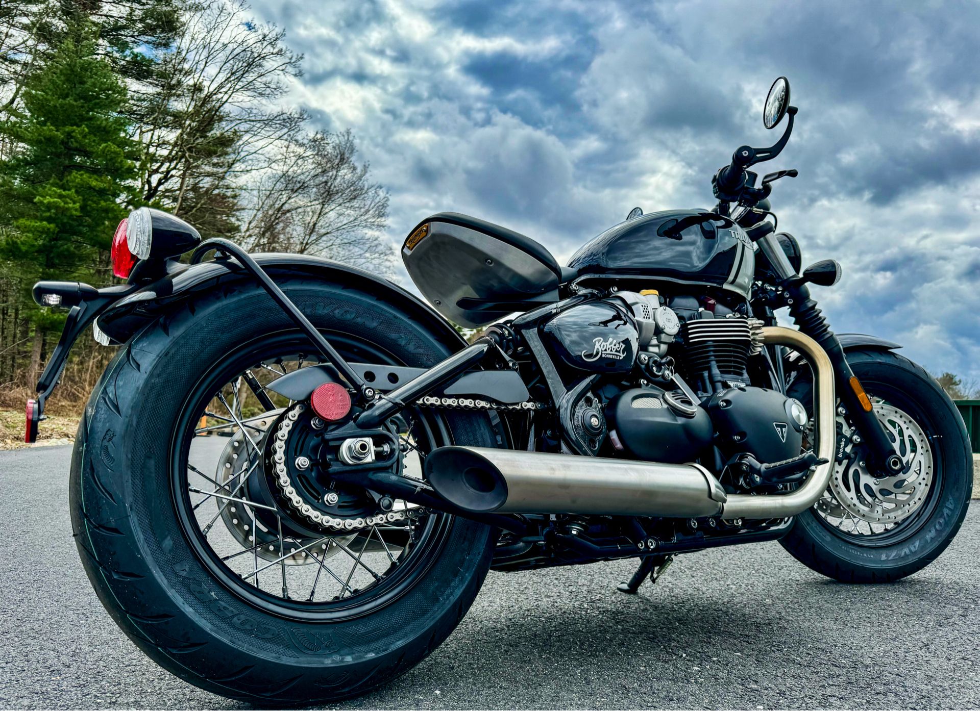 2024 Triumph Bonneville Bobber in Manchester, New Hampshire - Photo 7