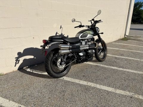 2019 Triumph Street Scrambler in Manchester, New Hampshire - Photo 3