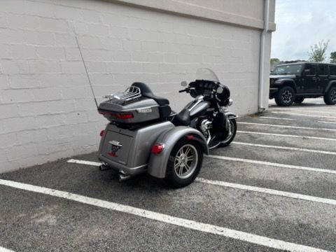 2016 Harley-Davidson Tri Glide® Ultra in Manchester, New Hampshire - Photo 3