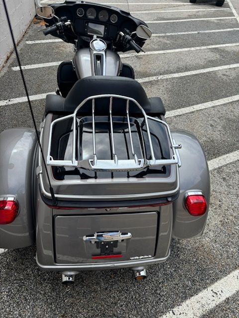 2016 Harley-Davidson Tri Glide® Ultra in Manchester, New Hampshire - Photo 14