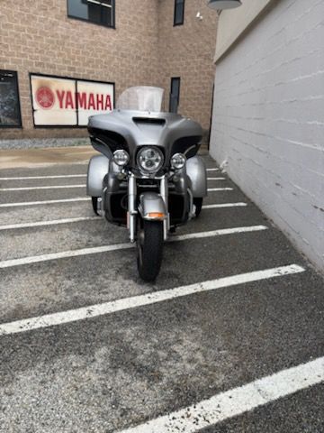 2016 Harley-Davidson Tri Glide® Ultra in Manchester, New Hampshire - Photo 7