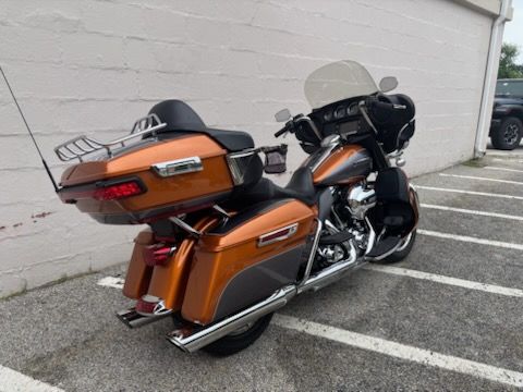 2015 Harley-Davidson Electra Glide® Ultra Classic® in Manchester, New Hampshire - Photo 3