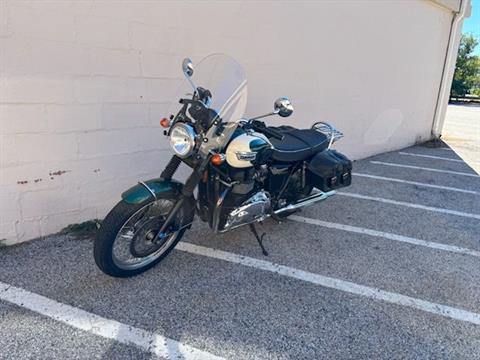 2011 Triumph Bonneville T100 in Manchester, New Hampshire - Photo 5