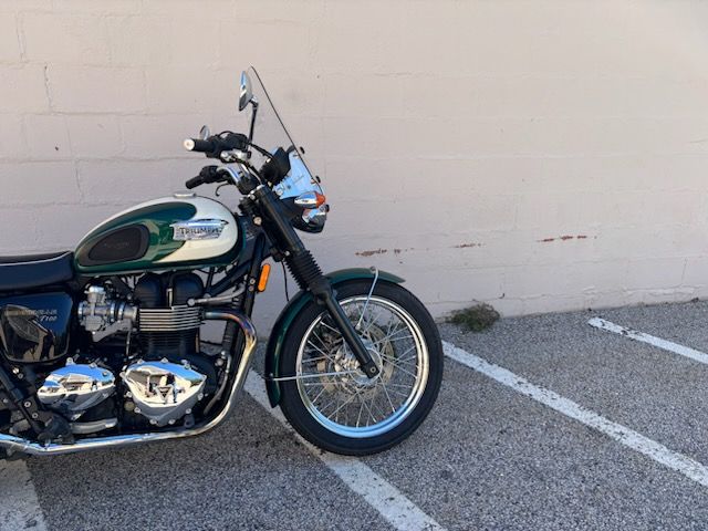2011 Triumph Bonneville T100 in Manchester, New Hampshire - Photo 9