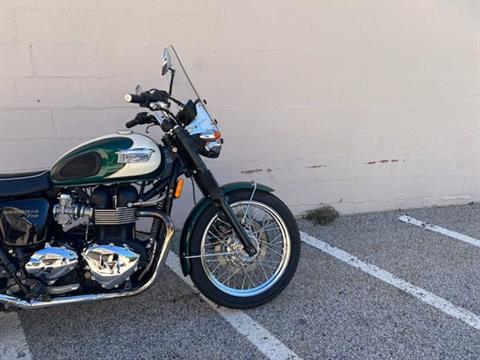 2011 Triumph Bonneville T100 in Manchester, New Hampshire - Photo 9