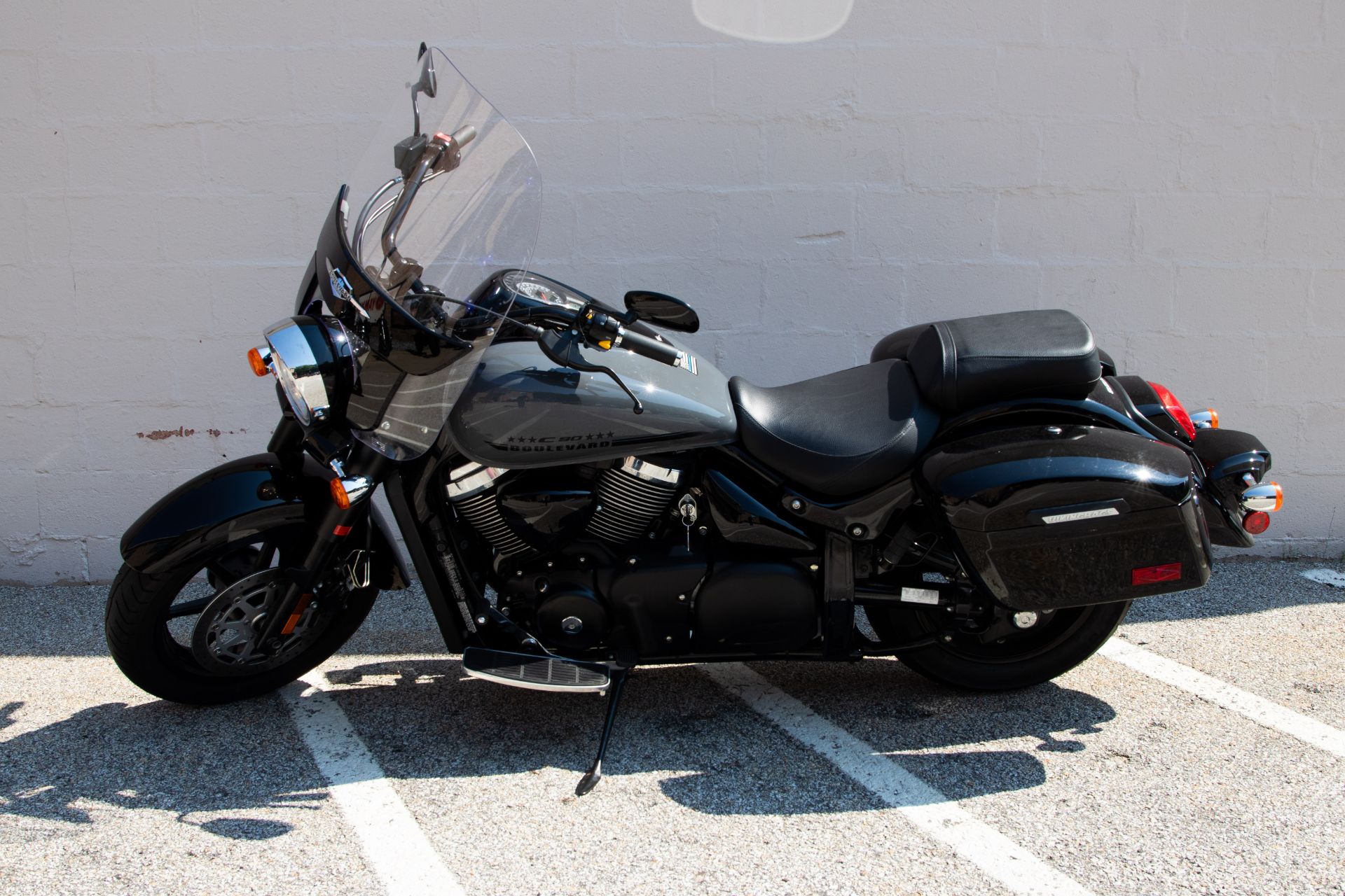 2018 Suzuki Boulevard C90 B.O.S.S. in Manchester, New Hampshire - Photo 10