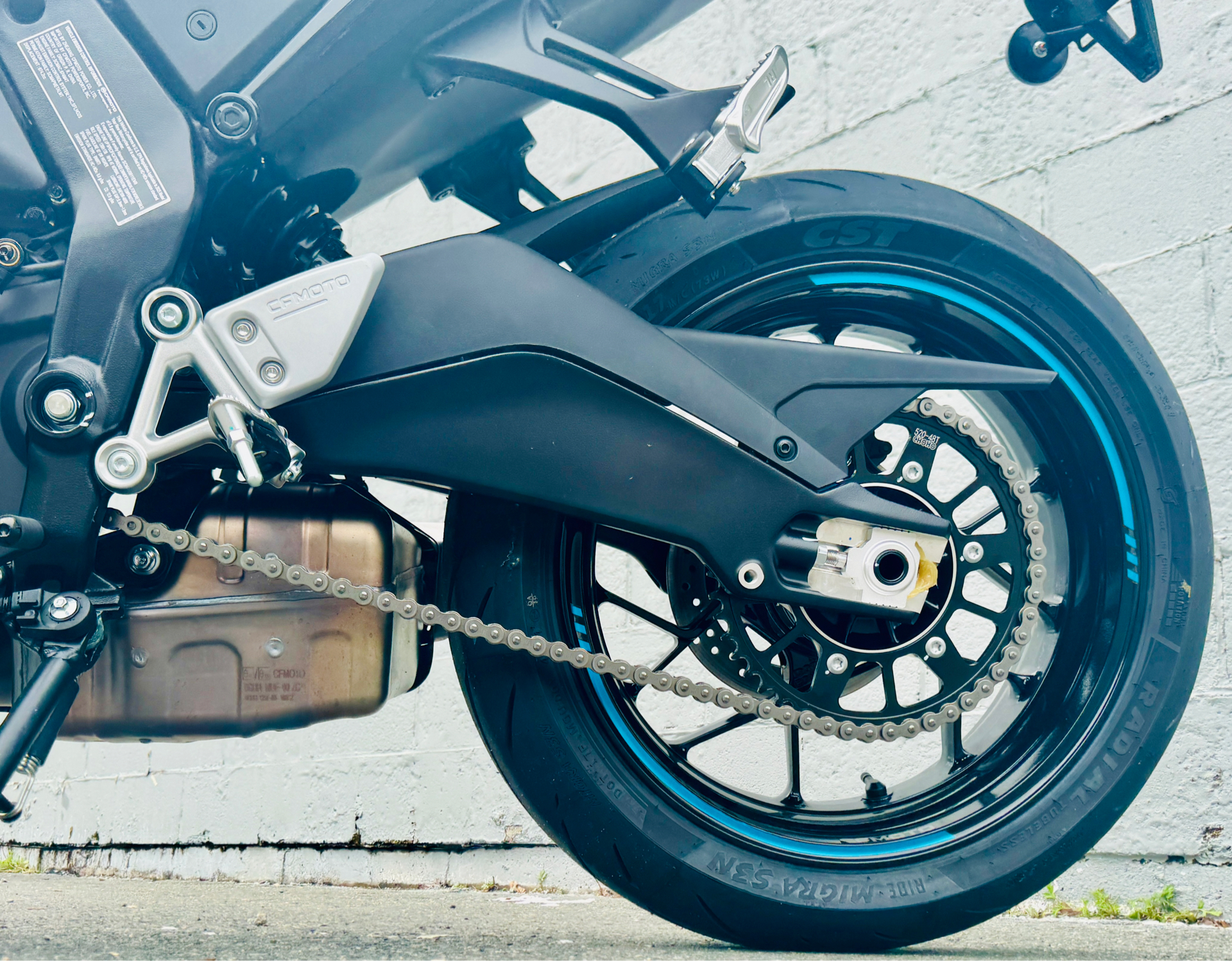 2025 CFMOTO 675SS in Manchester, New Hampshire - Photo 30