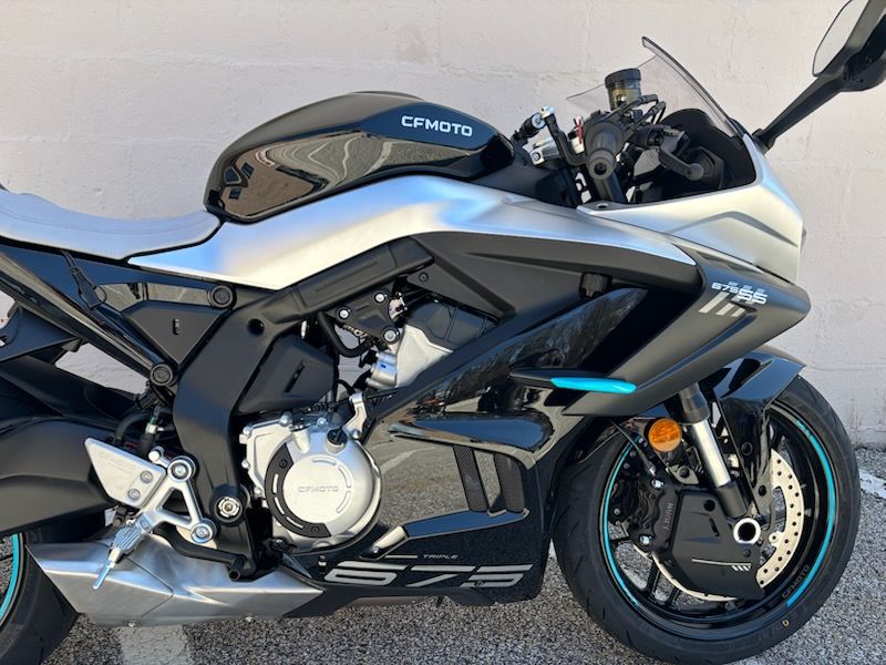2025 CFMOTO 675SS in Manchester, New Hampshire - Photo 9
