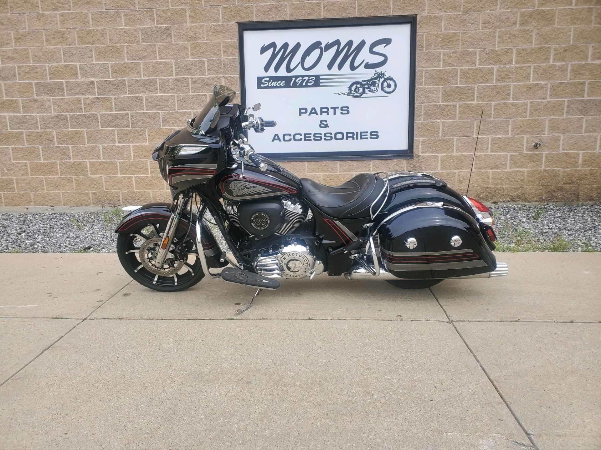 2018 Indian Motorcycle Chieftain® Limited ABS in Manchester, New Hampshire - Photo 3