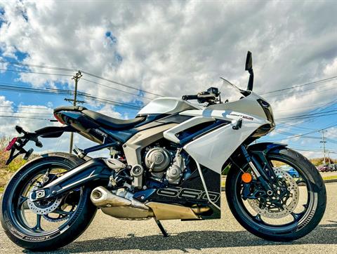 2025 Triumph Daytona 660 in Manchester, New Hampshire - Photo 16